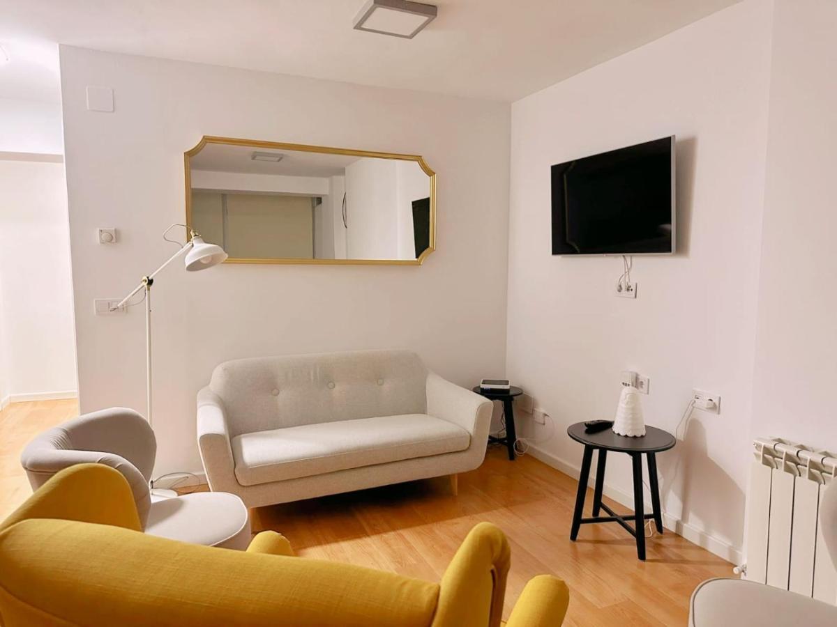 Apartament Apartamento De Lucerito Jaca Zewnętrze zdjęcie